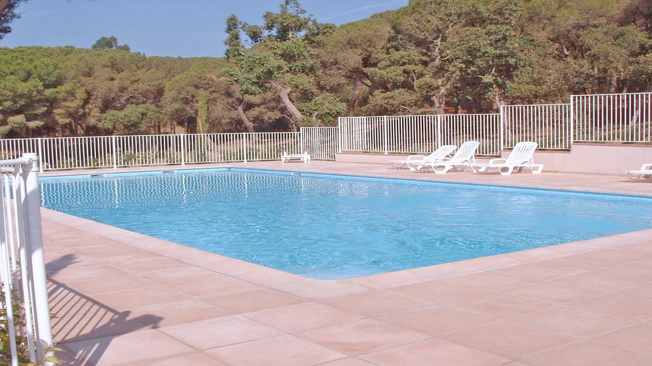 Appartement Les Pins Bleus A8 Σαιντ-Μαξίμ Εξωτερικό φωτογραφία