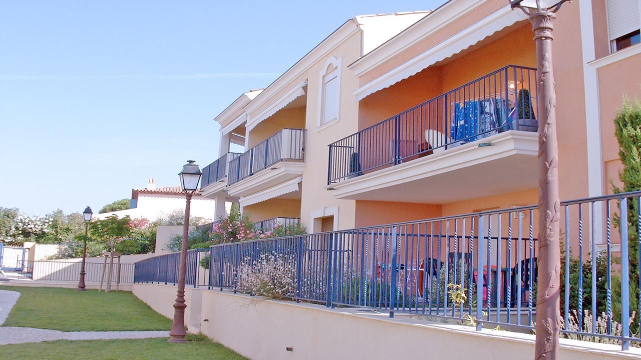 Appartement Les Pins Bleus A8 Σαιντ-Μαξίμ Εξωτερικό φωτογραφία
